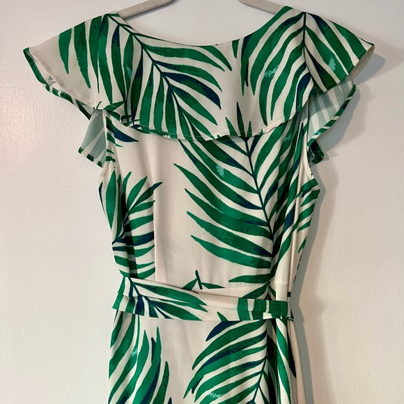 Tropical Palm Ruffle Maxi - Picture 4 of 8